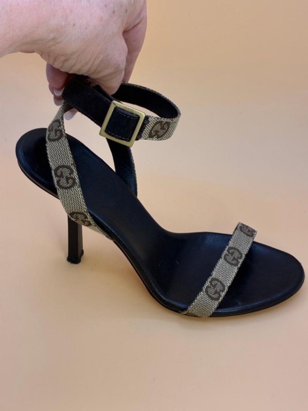 Gucci Brown Canvas Leather Strappy Logo Buckle Ankle Strap Womens Open Toe Sz5.5